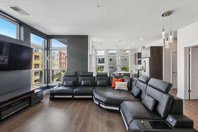 6640 Mooney Street, 308, Dublin, OH 43017