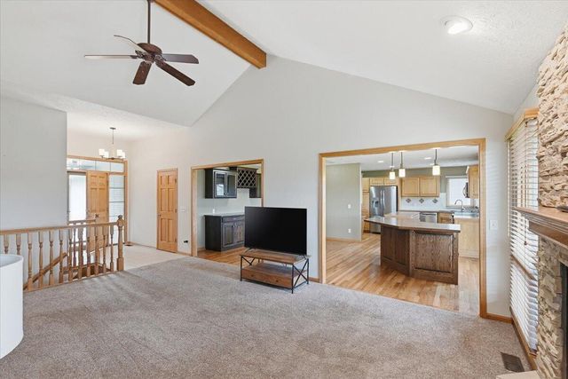 1410 ORAN Drive, Council Bluffs, IA 51503