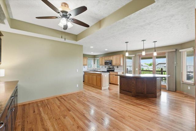 1410 ORAN Drive, Council Bluffs, IA 51503