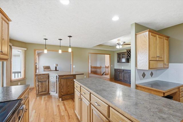 1410 ORAN Drive, Council Bluffs, IA 51503