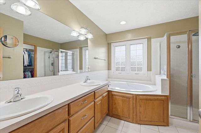 1410 ORAN Drive, Council Bluffs, IA 51503