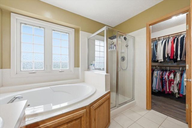 1410 ORAN Drive, Council Bluffs, IA 51503