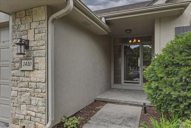1410 ORAN Drive, Council Bluffs, IA 51503