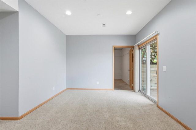 1410 ORAN Drive, Council Bluffs, IA 51503