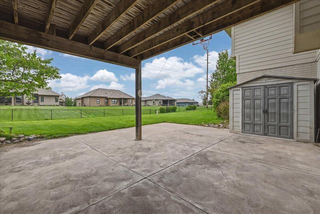 1410 ORAN Drive, Council Bluffs, IA 51503