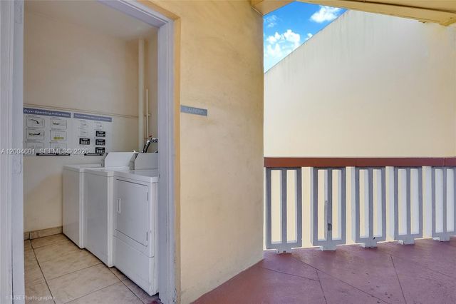 1551 NE Miami Gardens Dr 322, Miami, FL 33179