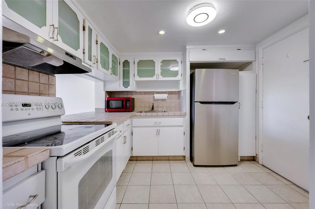 1551 NE Miami Gardens Dr 322, Miami, FL 33179