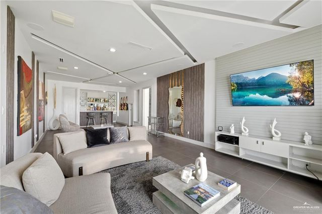 2515 S 41st Lane, Mcallen, TX 78503