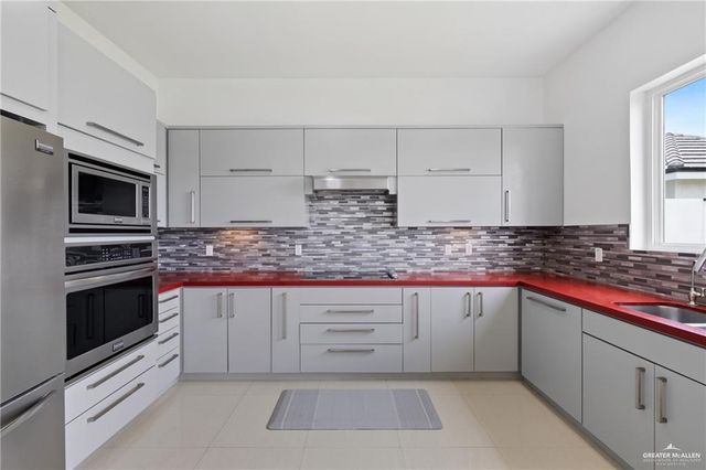 2515 S 41st Lane, Mcallen, TX 78503