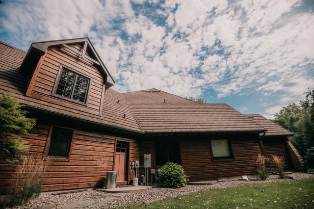 650 33rd Street NW, Austin, MN 55912