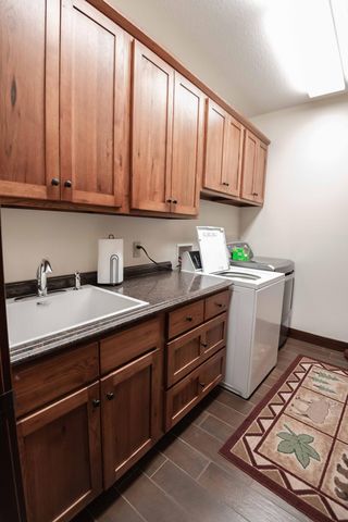 650 33rd Street NW, Austin, MN 55912