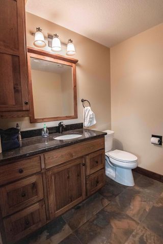 650 33rd Street NW, Austin, MN 55912