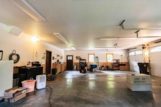 650 33rd Street NW, Austin, MN 55912