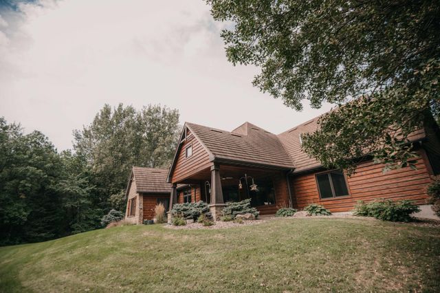 650 33rd Street NW, Austin, MN 55912