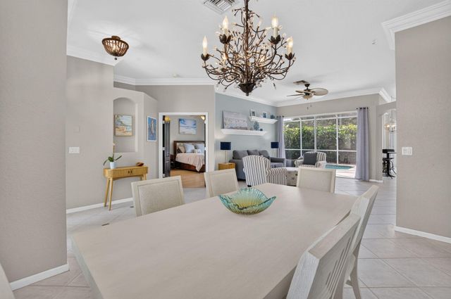 1365 E Barwick Ranch Circle, Delray Beach, FL 33445
