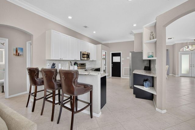 1365 E Barwick Ranch Circle, Delray Beach, FL 33445