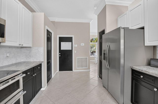 1365 E Barwick Ranch Circle, Delray Beach, FL 33445