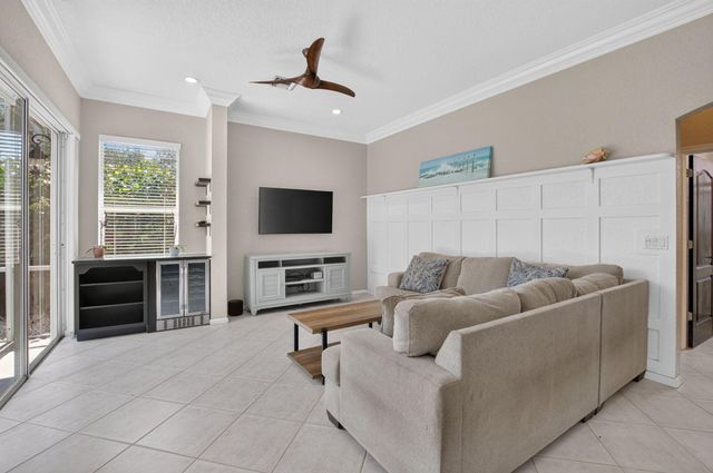 1365 E Barwick Ranch Circle, Delray Beach, FL 33445