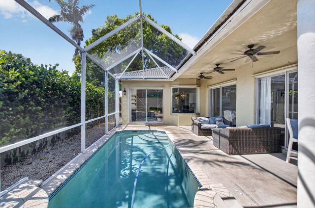 1365 E Barwick Ranch Circle, Delray Beach, FL 33445