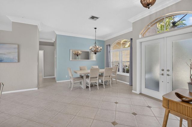 1365 E Barwick Ranch Circle, Delray Beach, FL 33445