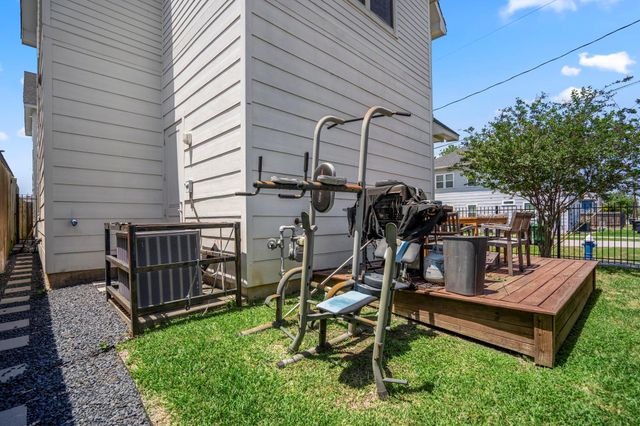 3614 Runnels Street, Houston, TX 77003
