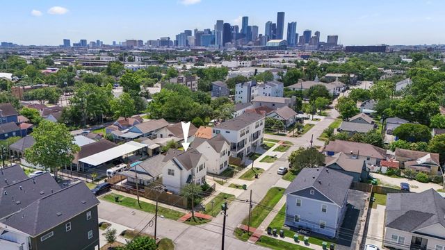 3614 Runnels Street, Houston, TX 77003