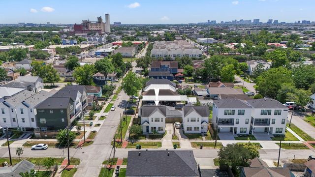 3614 Runnels Street, Houston, TX 77003
