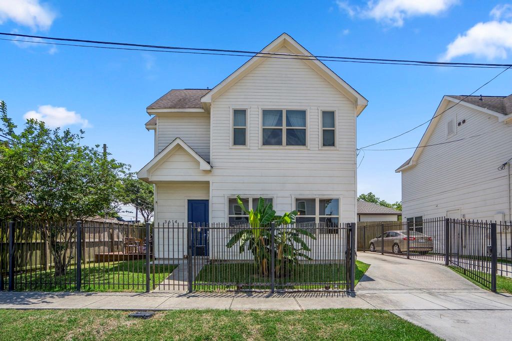 3614 Runnels Street, Houston, TX 77003