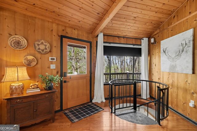265 Pleasant Mountain Drive, Sky Valley, GA 30537