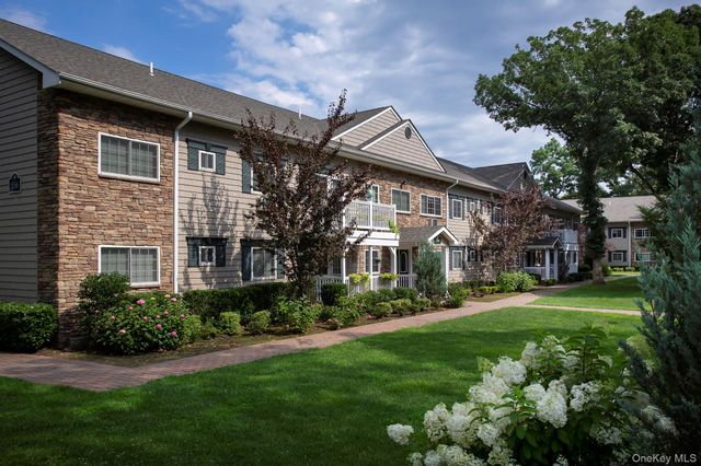 558 New Highway 5-1G, Hauppauge, NY 11788