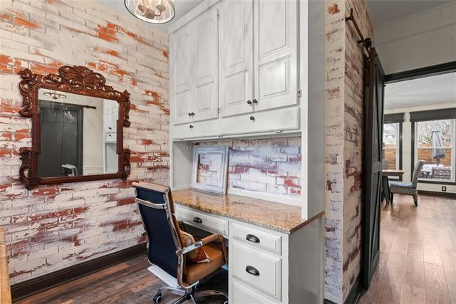 1450 E Orleans Drive, Olathe, KS 66062