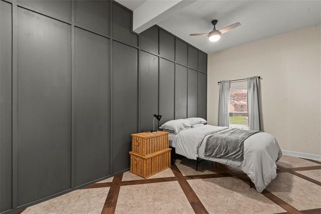 1450 E Orleans Drive, Olathe, KS 66062