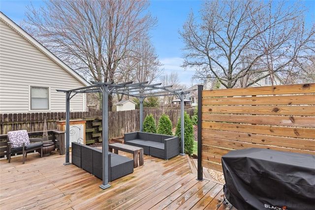 1450 E Orleans Drive, Olathe, KS 66062