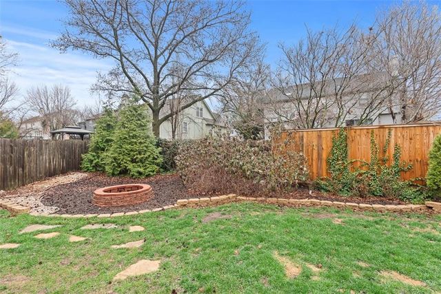 1450 E Orleans Drive, Olathe, KS 66062