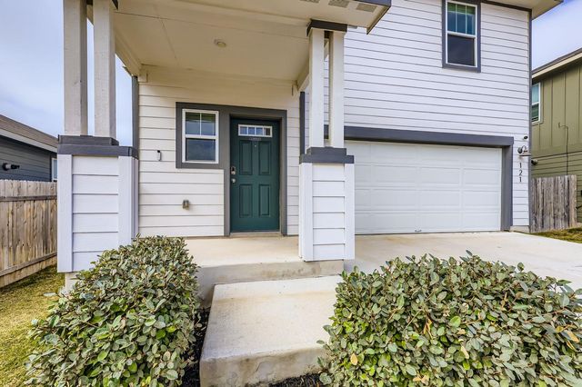 121 Morning Dawn LN, Georgetown, TX 78628