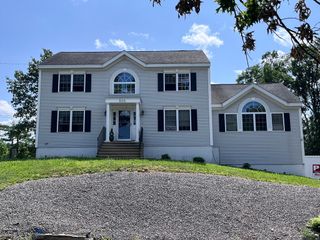 505 Old South St, Fitchburg, MA 01420