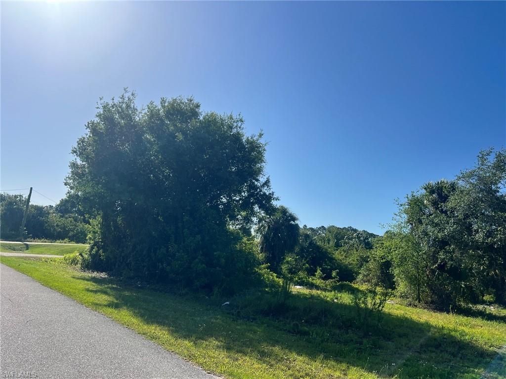 3849 Heyburn ST, FORT MYERS, FL 33905 — photo 2