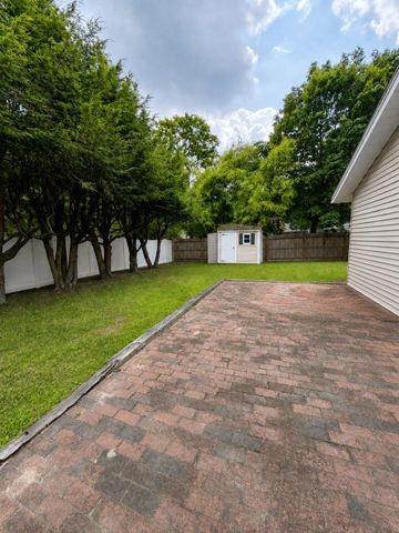 5 Louis Rd 0, Framingham, MA 01702