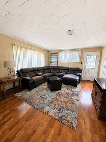5 Louis Rd 0, Framingham, MA 01702