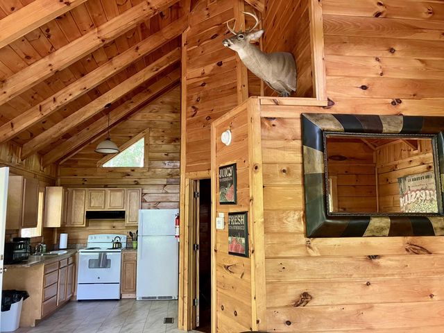 601 Twin Arch Road, Stanton, KY 40380