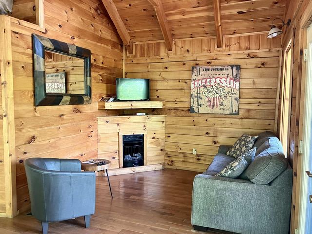 601 Twin Arch Road, Stanton, KY 40380