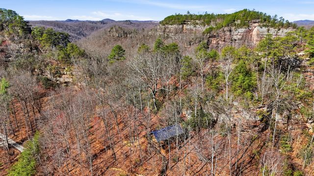 601 Twin Arch Road, Stanton, KY 40380