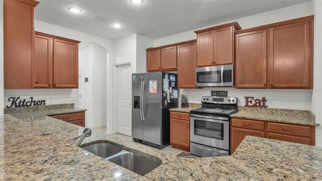 2331 SEBAGO DRIVE, Lakeland, FL 33805