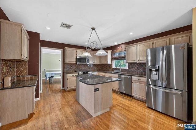 690 William Bliss Drive, New Milford, NJ 07646