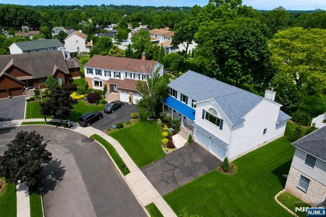 690 William Bliss Drive, New Milford, NJ 07646