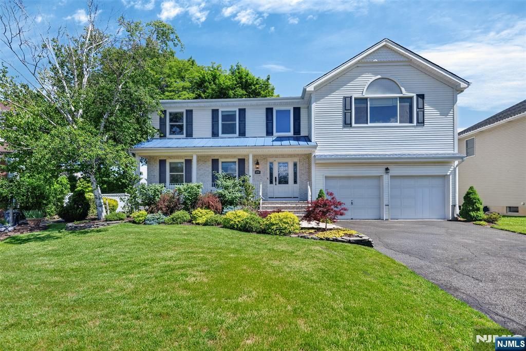 690 William Bliss Drive, New Milford, NJ 07646