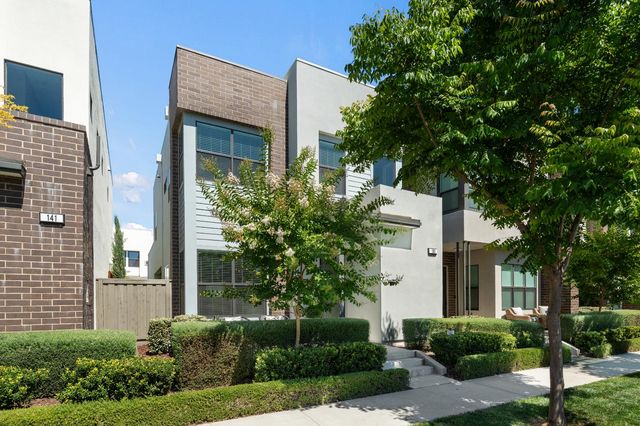 133 Fischbacher St, Sacramento, CA 95816