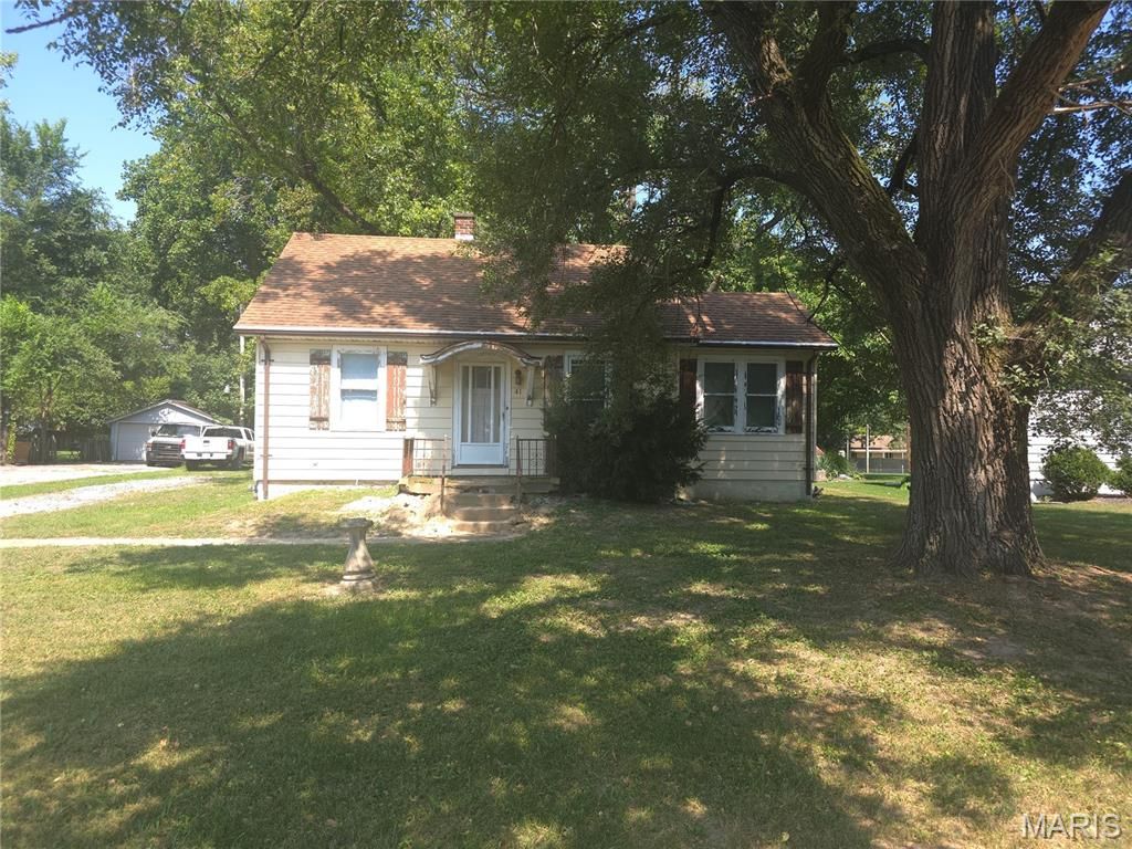 41 Janet Drive, Belleville, IL 62226