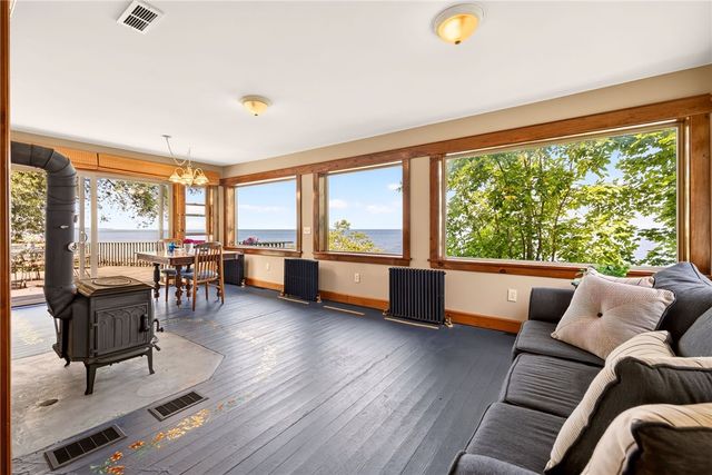 18 Zellweger Beach, Parma, NY 14468