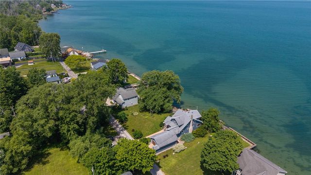 18 Zellweger Beach, Parma, NY 14468